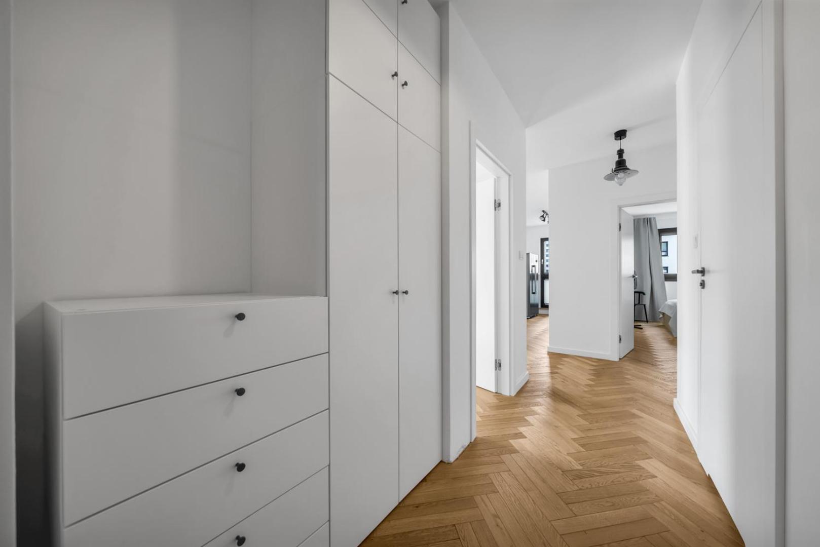 Skierniewicka Apt - Parking, Workspace, Balcony - By Rentujemy Warszawa Eksteriør billede