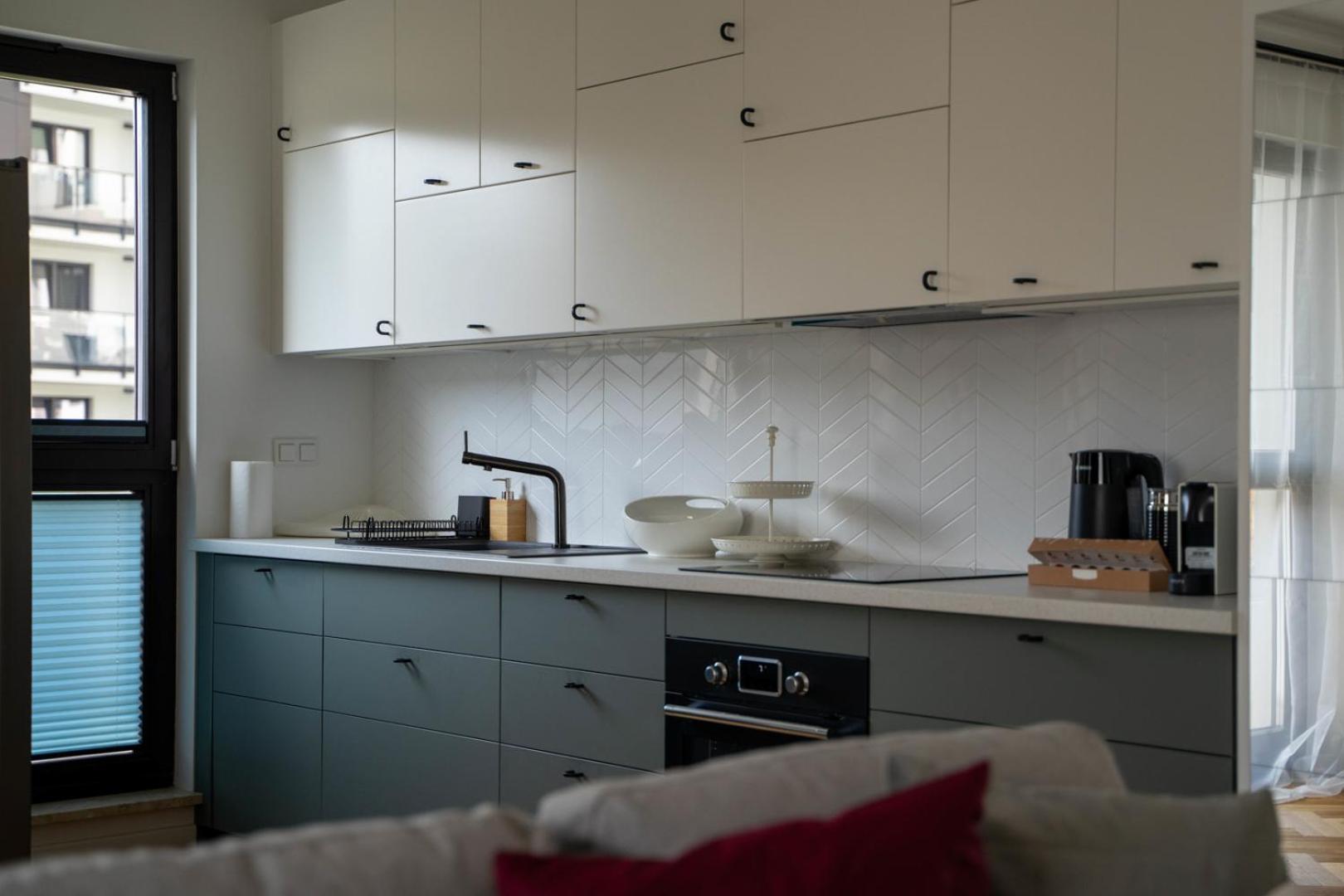 Skierniewicka Apt - Parking, Workspace, Balcony - By Rentujemy Warszawa Eksteriør billede