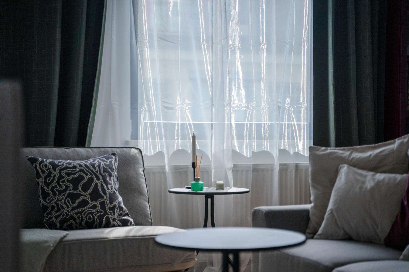 Skierniewicka Apt - Parking, Workspace, Balcony - By Rentujemy Warszawa Eksteriør billede